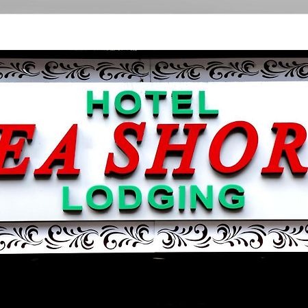 Hotel Sea Shore Navi Mumbai Buitenkant foto