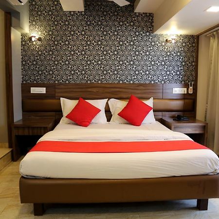 Hotel Sea Shore Navi Mumbai Buitenkant foto