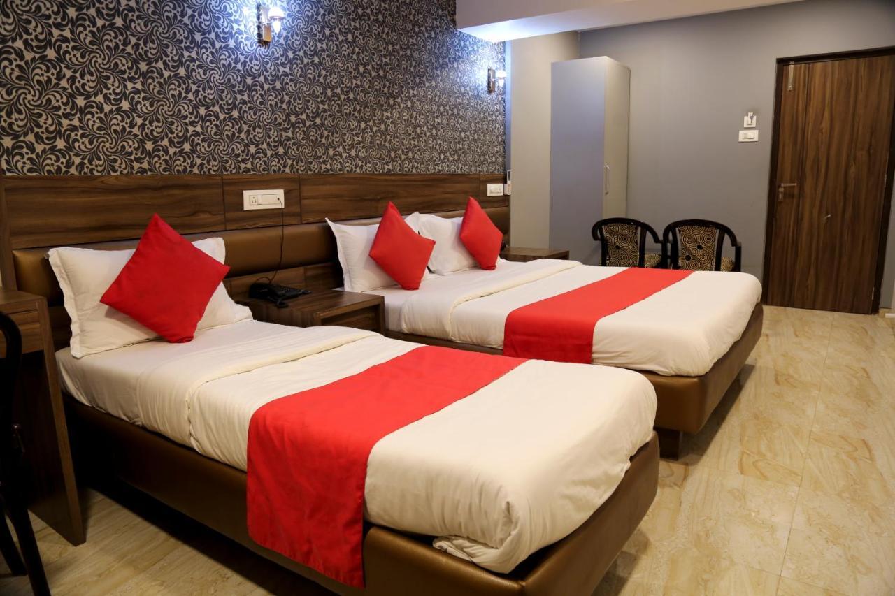 Hotel Sea Shore Navi Mumbai Buitenkant foto