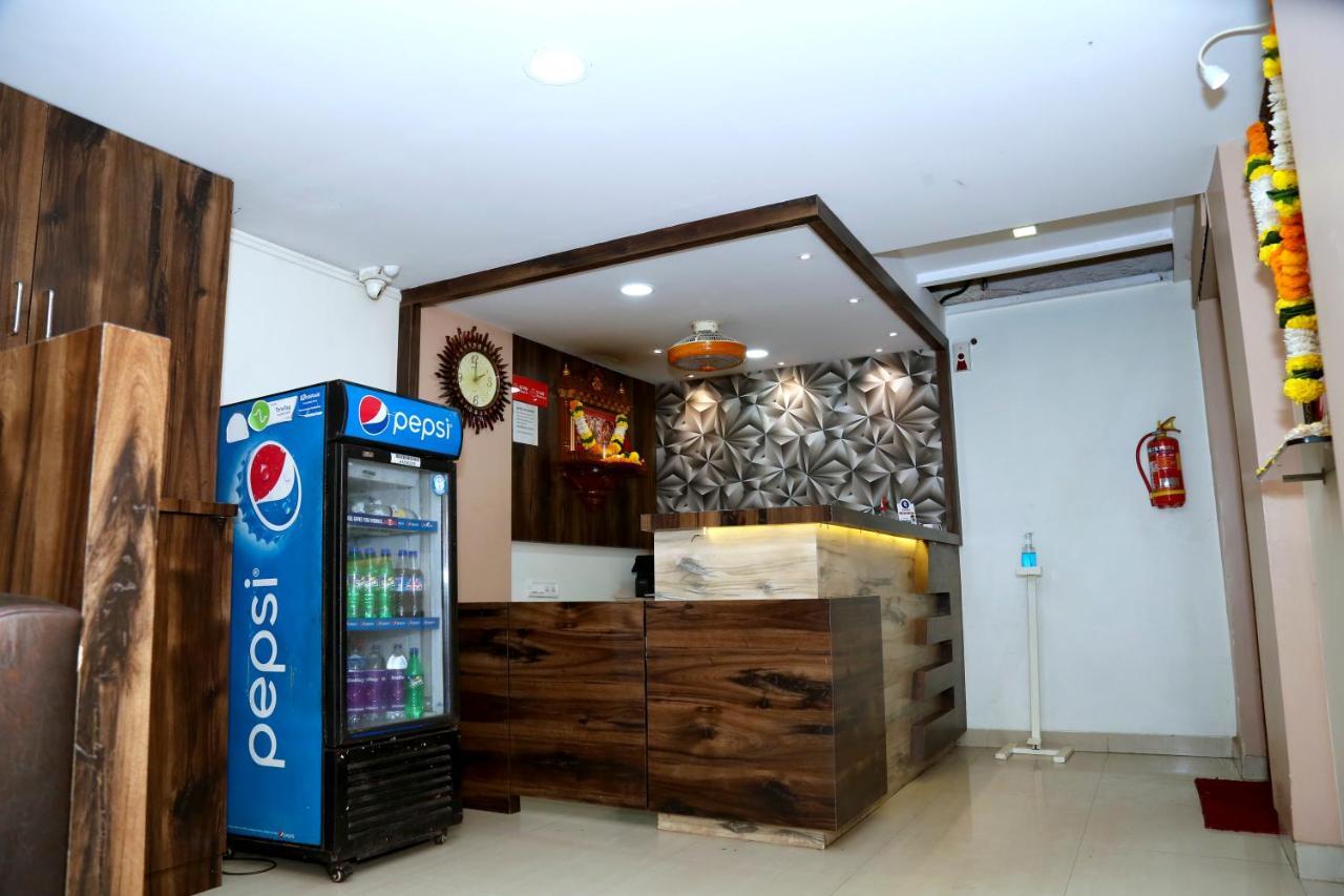 Hotel Sea Shore Navi Mumbai Buitenkant foto