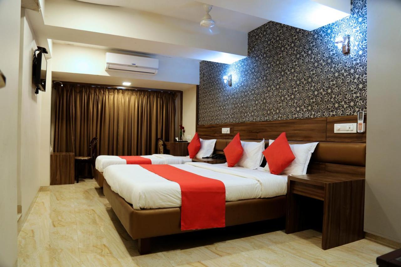 Hotel Sea Shore Navi Mumbai Buitenkant foto