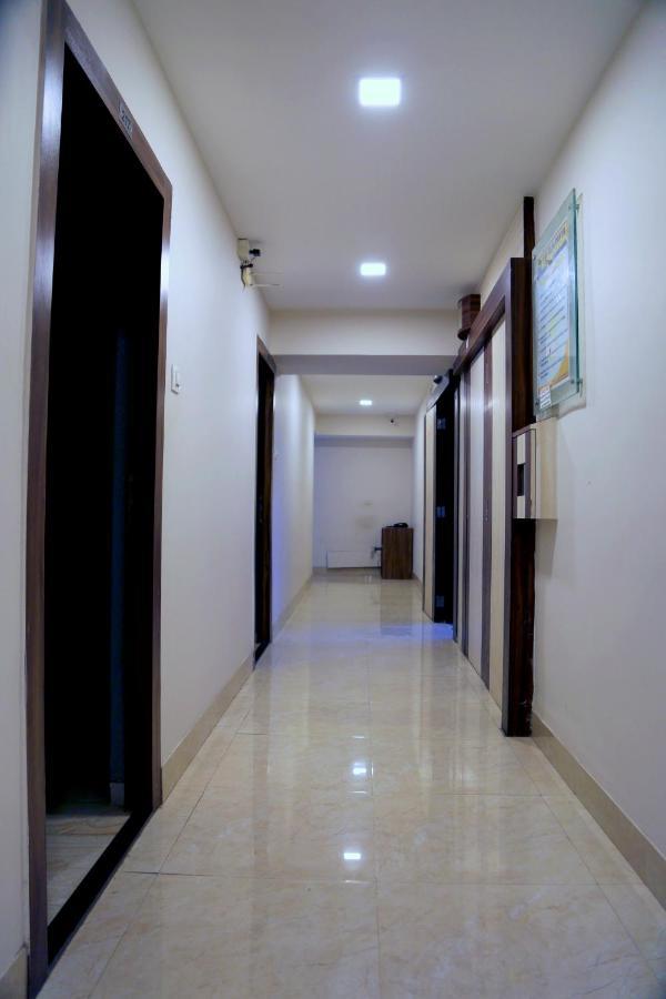 Hotel Sea Shore Navi Mumbai Buitenkant foto