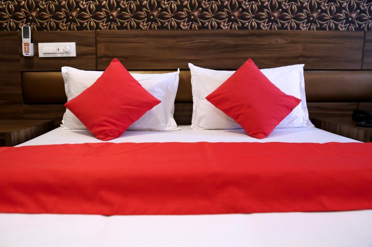 Hotel Sea Shore Navi Mumbai Buitenkant foto